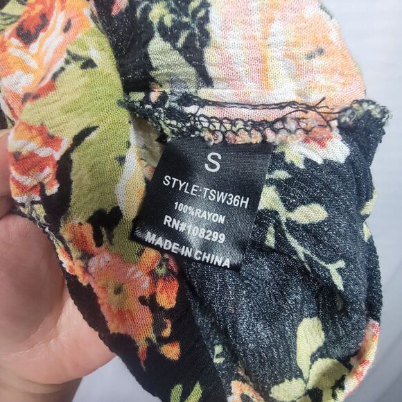 Ultra Floral Lace Cold Off Shoulder Boho Chic Top - Picture 8 of 8